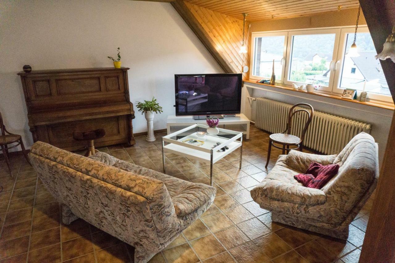 Moderne 70 Qm Wohnung Mit Grosser Dachterrasse Kinheim Extérieur photo