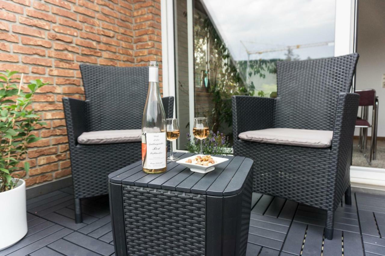 Moderne 70 Qm Wohnung Mit Grosser Dachterrasse Kinheim Extérieur photo